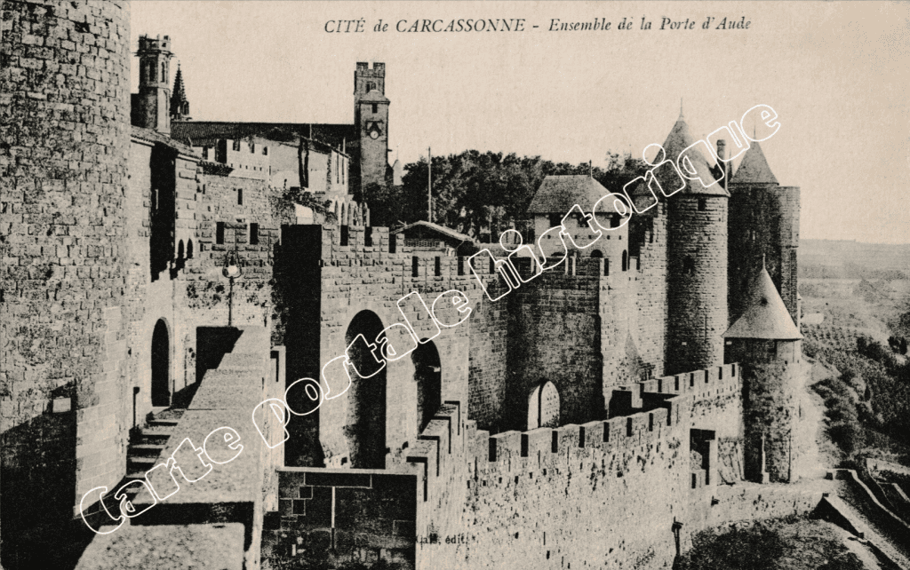 Carcassonne – La Porte d’Aude, sentinelle emblématique de la cité médiévale