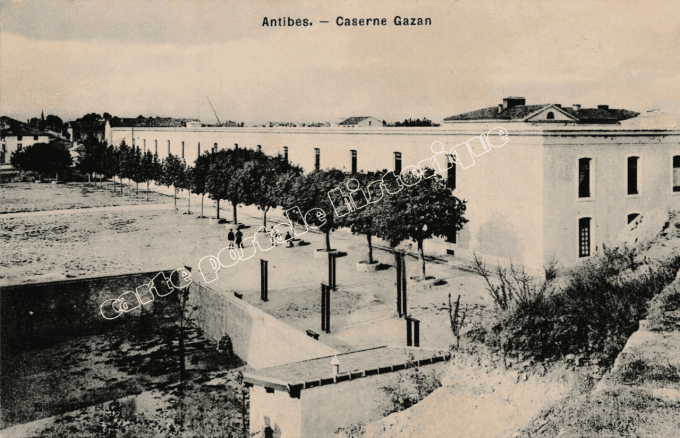 ANTIBES - Caserne Gazan - 1913