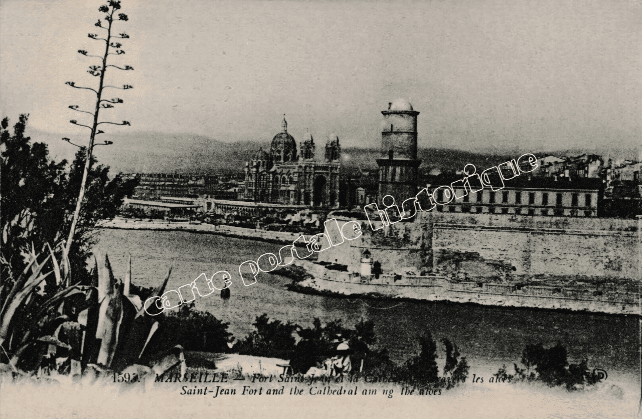 MARSEILLE - Fort St Jean et Cathédrale - 1916