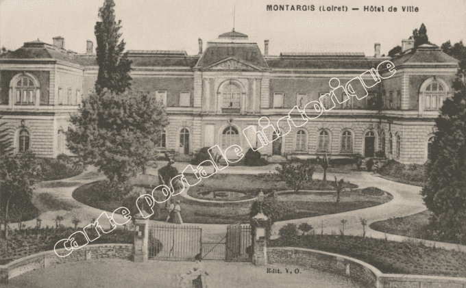 MONTARGIS - Hôtel de Ville - 1916